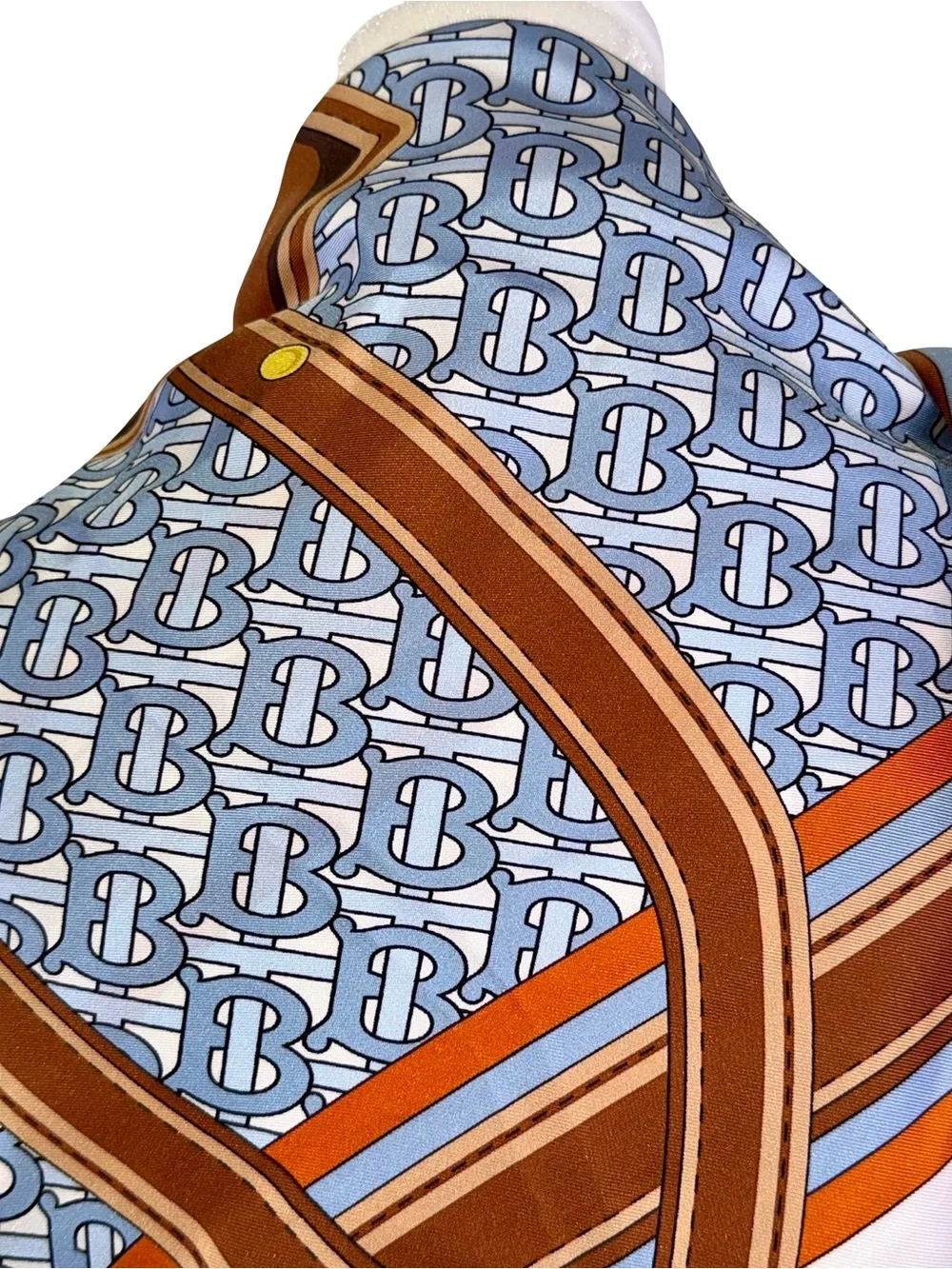 BURBERRY LARGE MULTI-COLOR SILK SCARF
